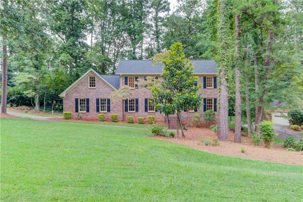 876 Glen Ridge Drive - Photo 1