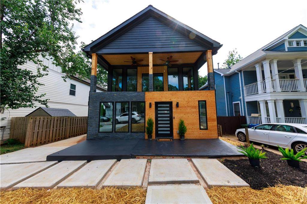 67 Russell St Ne Street - Photo 1