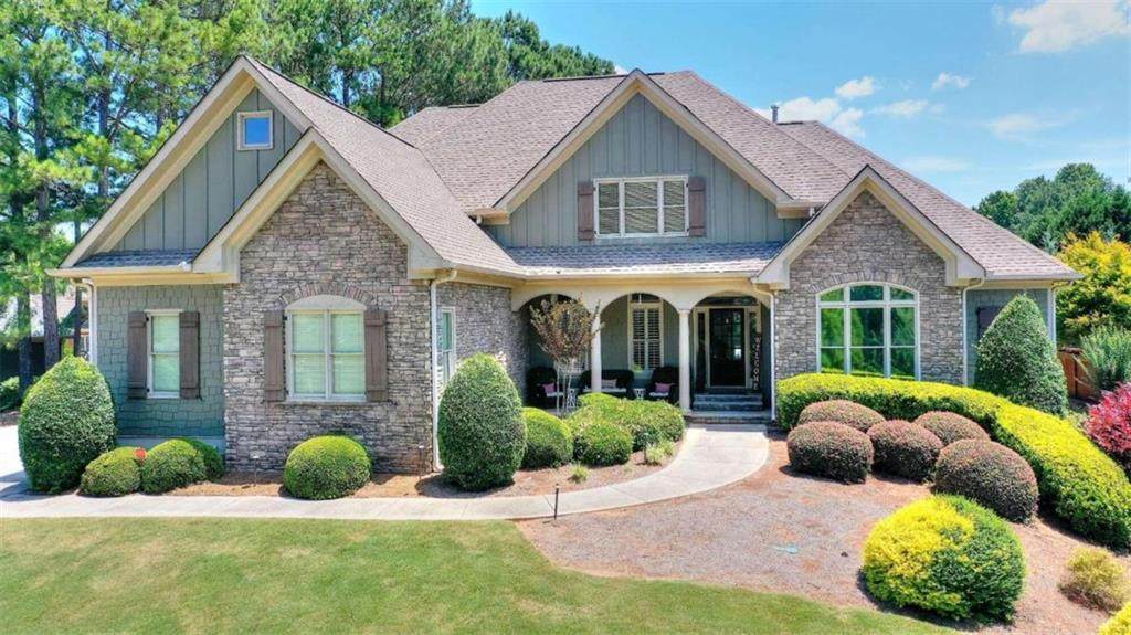 444 Lakeshore Drive - Photo 1