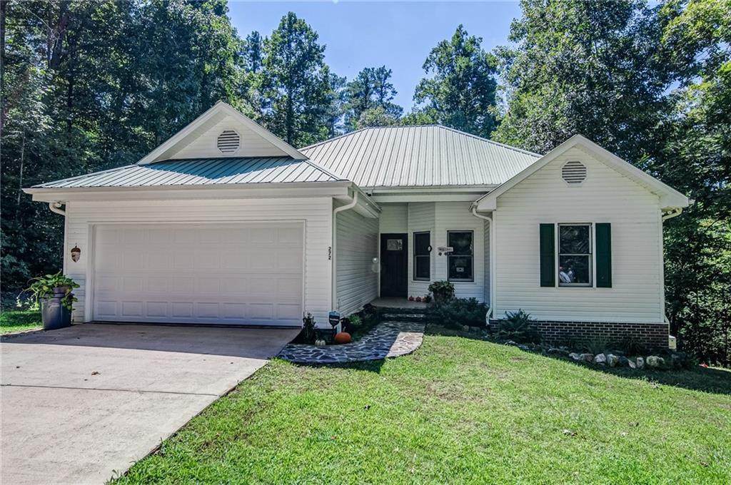 272 Reindeer Lane - Photo 1