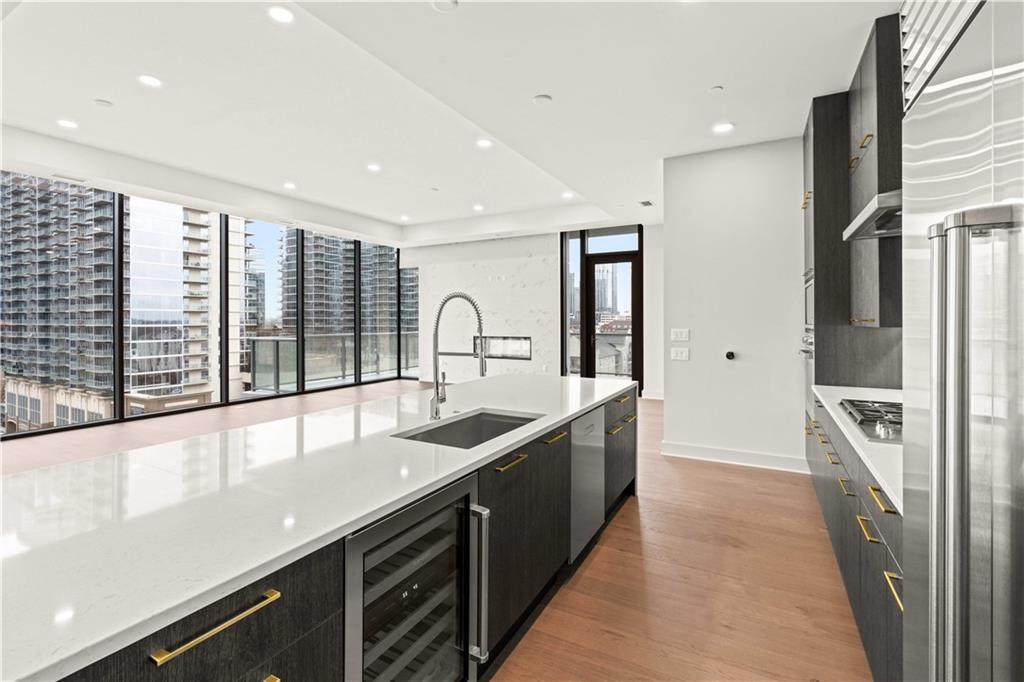 40 12th Street - Photo 1