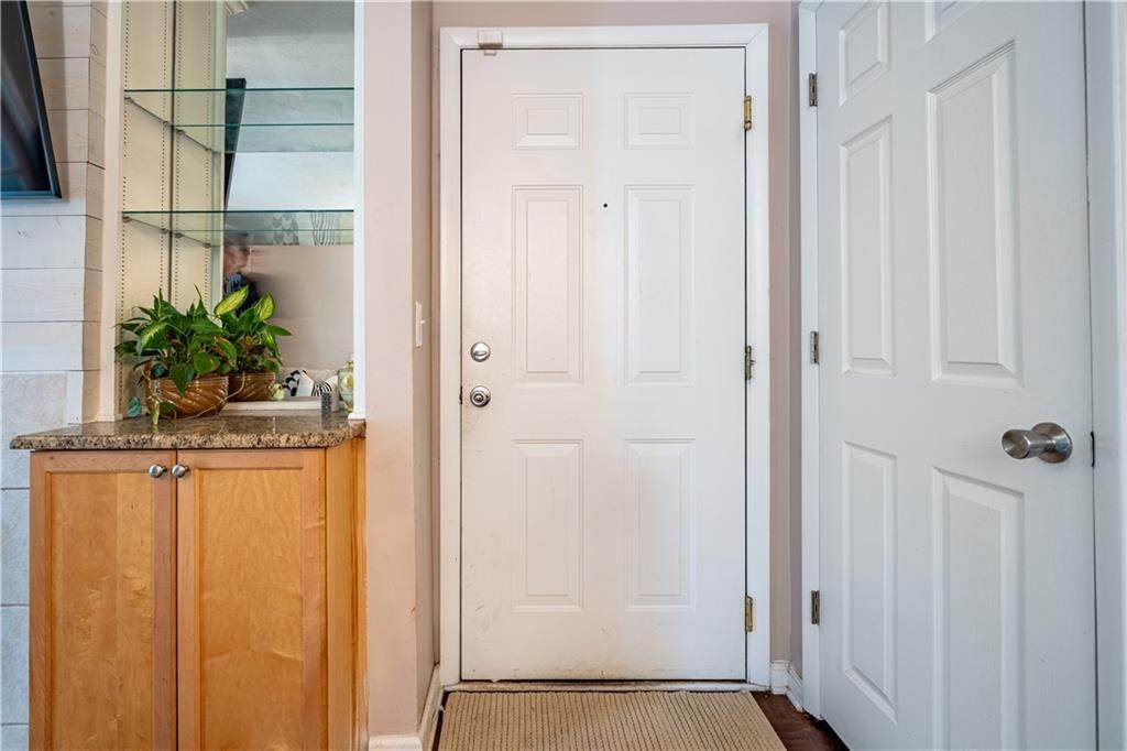 1150 Collier Road - Photo 1