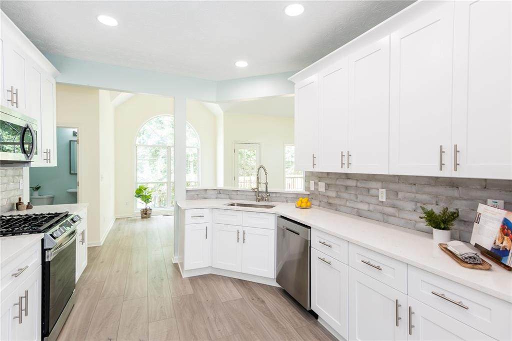 4100 Ruby Forest Boulevard - Photo 1