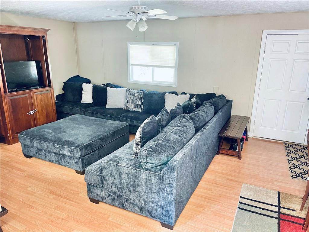 5335 Archer Avenue - Photo 1