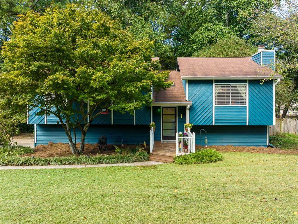 564 Rivercrest Drive - Photo 1