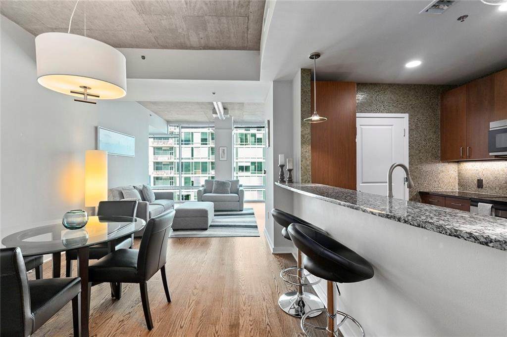 923 Peachtree Street - Photo 1