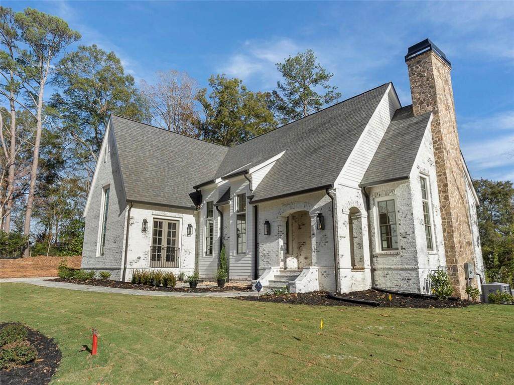4403 Lakeview Court - Photo 1