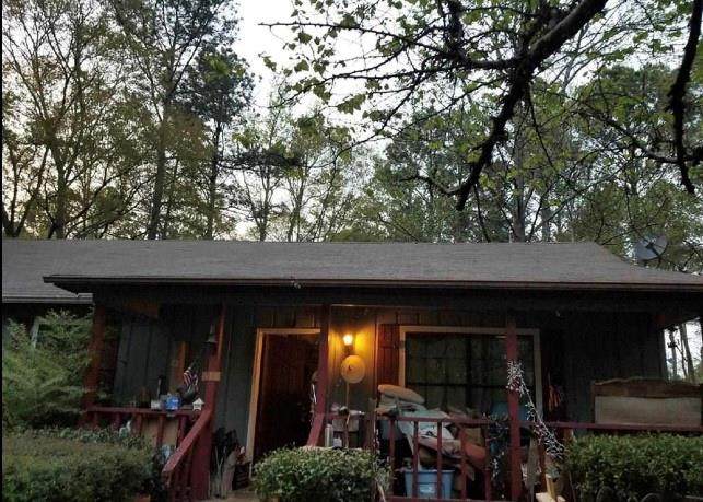 1519 Lee Peters Road - Photo 1