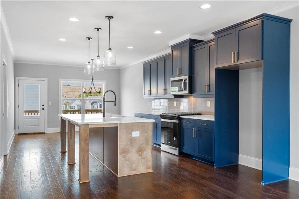 1363 Pavilion Court - Photo 1