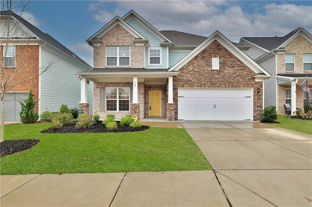 109 Woodford Lane - Photo 1