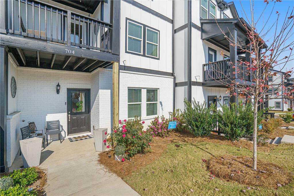 704 Mulberry Walk - Photo 1
