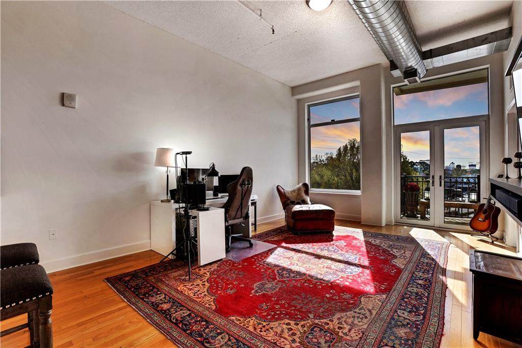 3820 Roswell Road - Photo 1