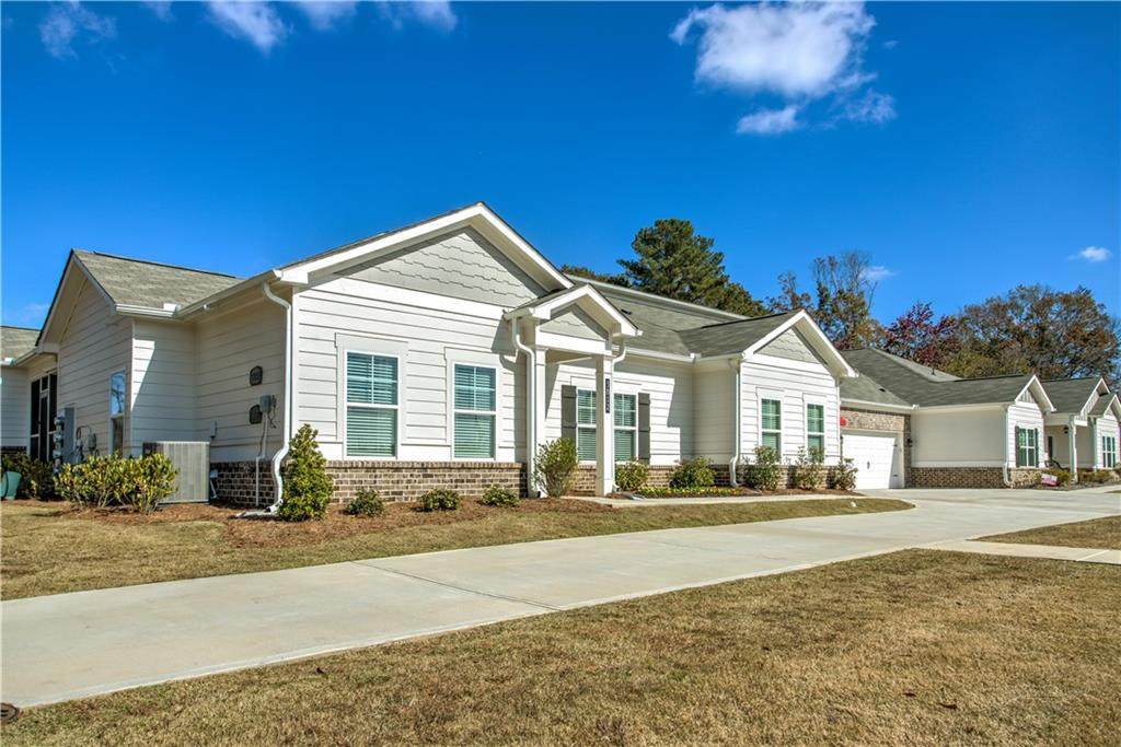 3883 Shelleydale Drive - Photo 1