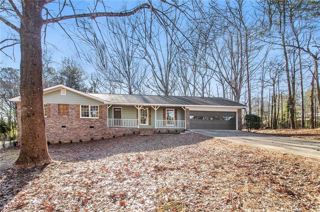 100 Fairfield Drive - Photo 1