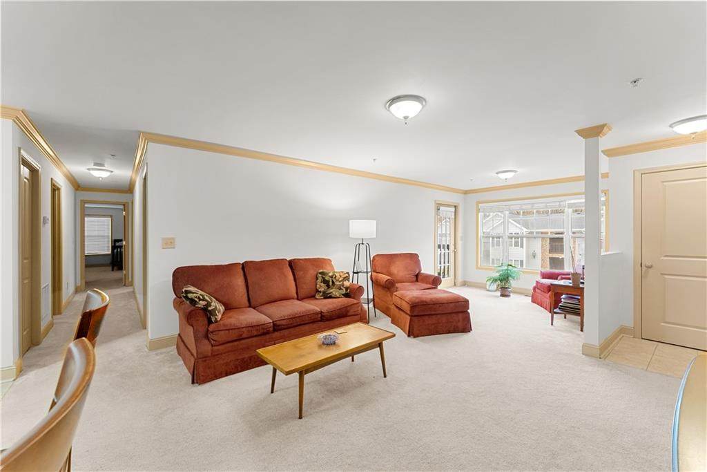 1006 Madison Lane - Photo 1