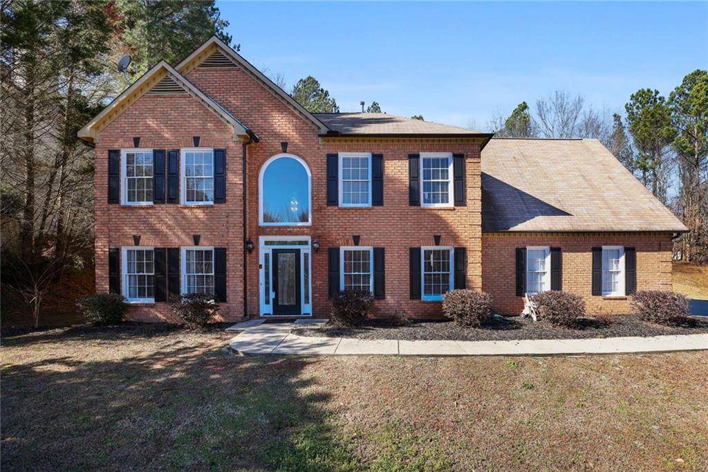 1765 Collines Avenue - Photo 1