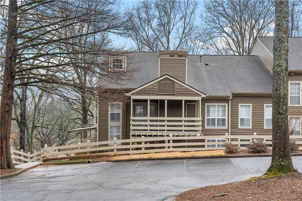 1502 Riverview Drive - Photo 1