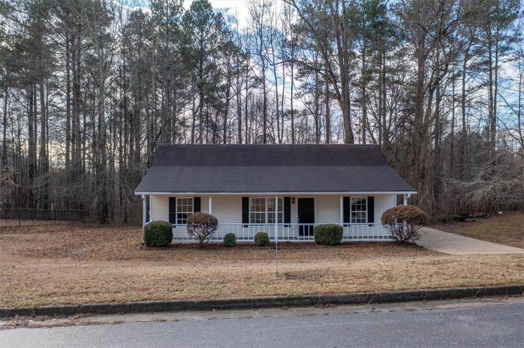 138 Pleasant Drive - Photo 1