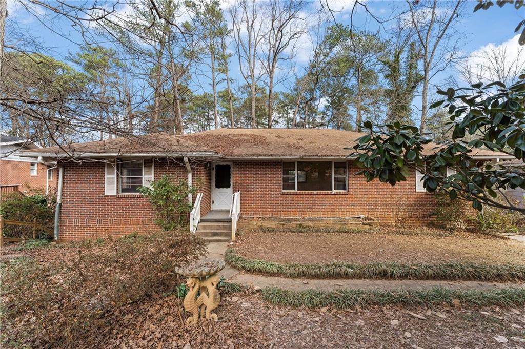637 Clairmont Circle - Photo 1