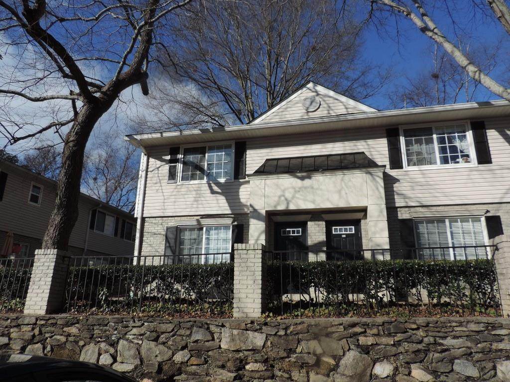 6940 Roswell Road - Photo 1