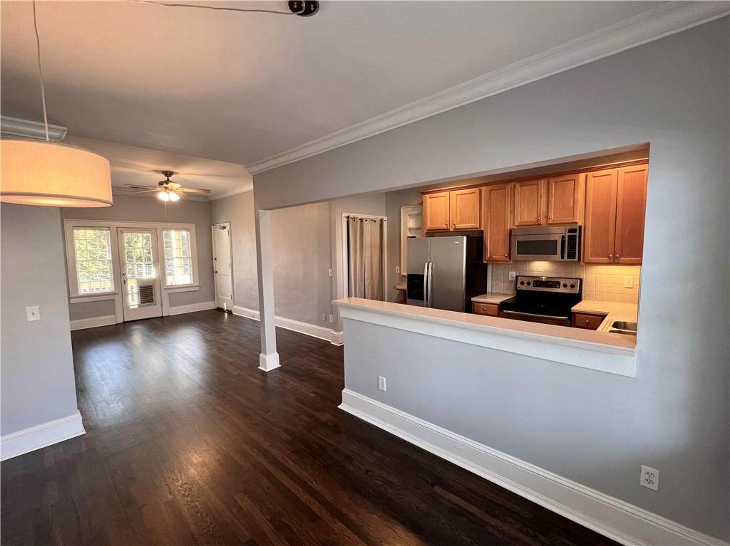 821 Frederica Street - Photo 1