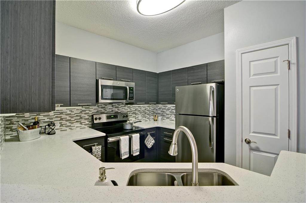 1100 Park Creek Court - Photo 1