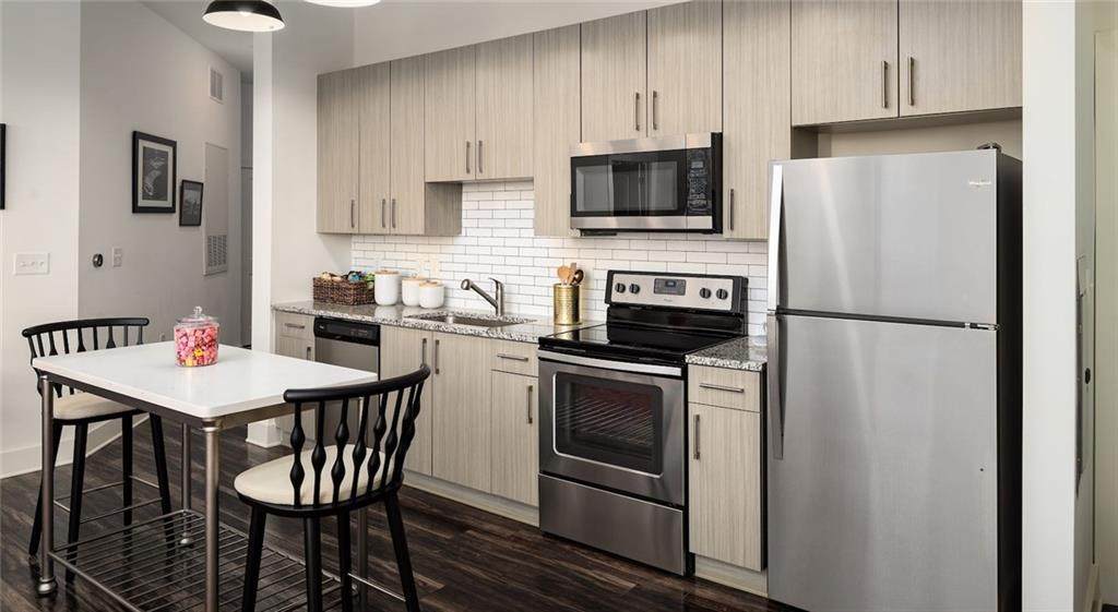 5193 Peachtree Boulevard - Photo 1