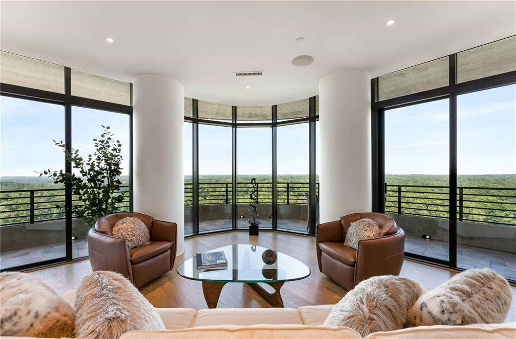 750 Park Avenue - Photo 1