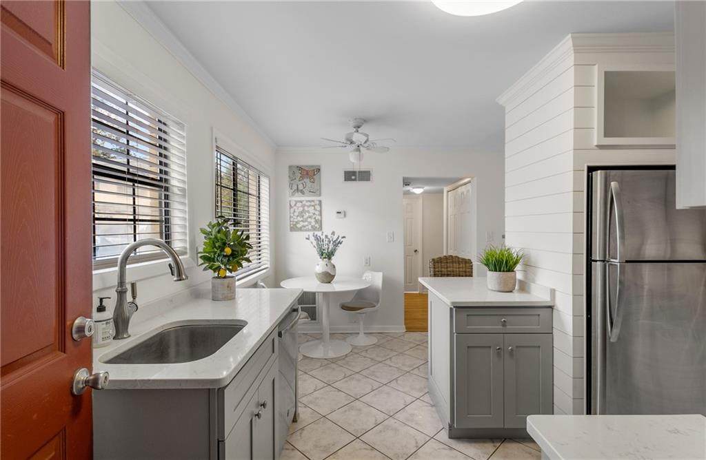 410 Candler Park Drive - Photo 1