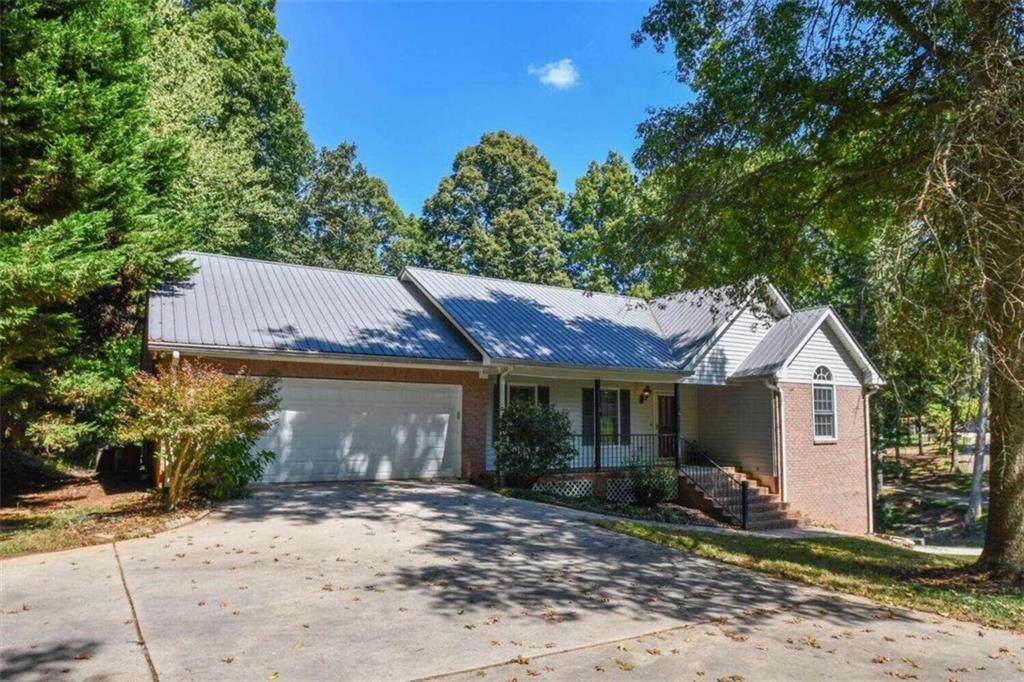 4900 Flat Creek Road - Photo 1