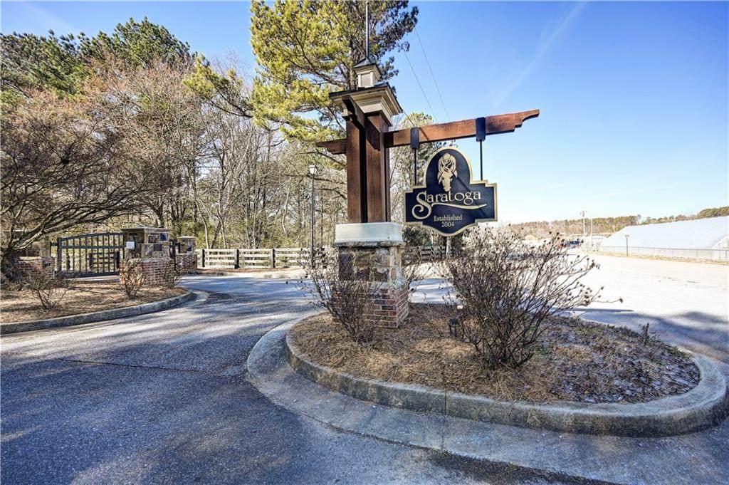 29 Saratoga Drive - Photo 1