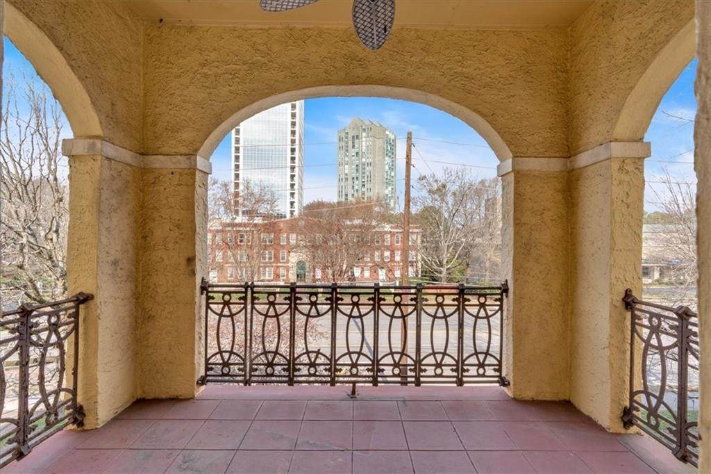2855 Peachtree Road - Photo 1
