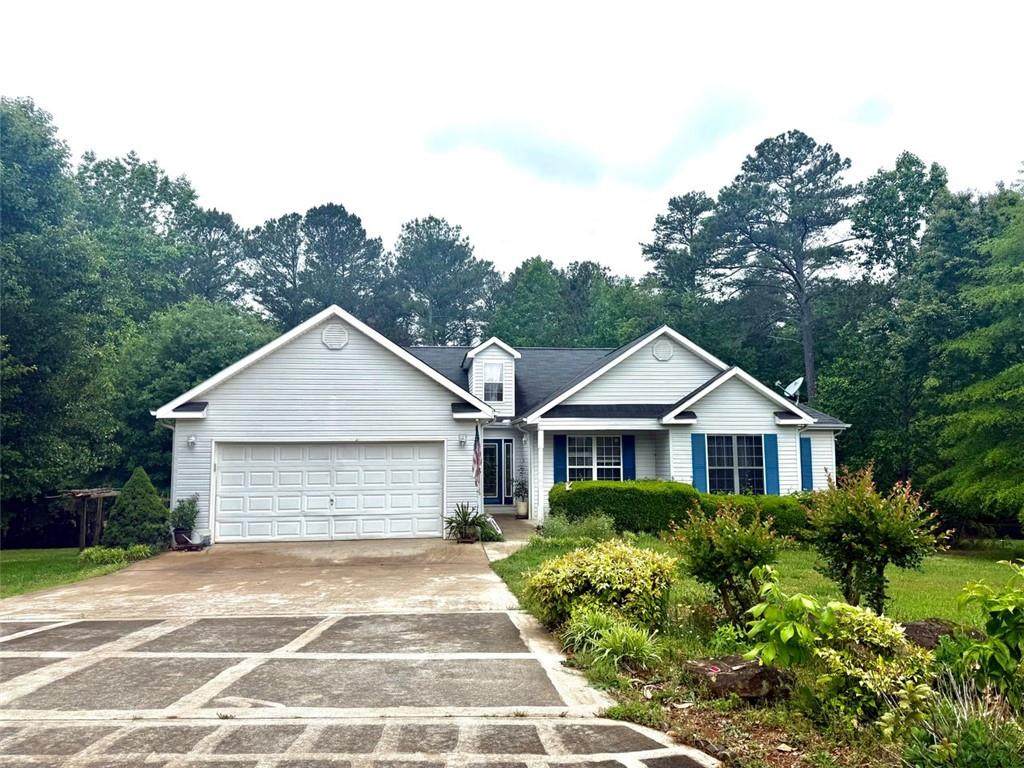 155 Brentwood Drive - Photo 1