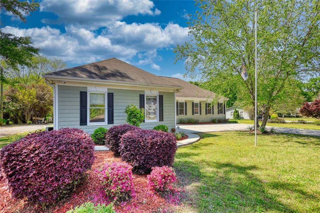 72 Grayson New Hope Road - Photo 1