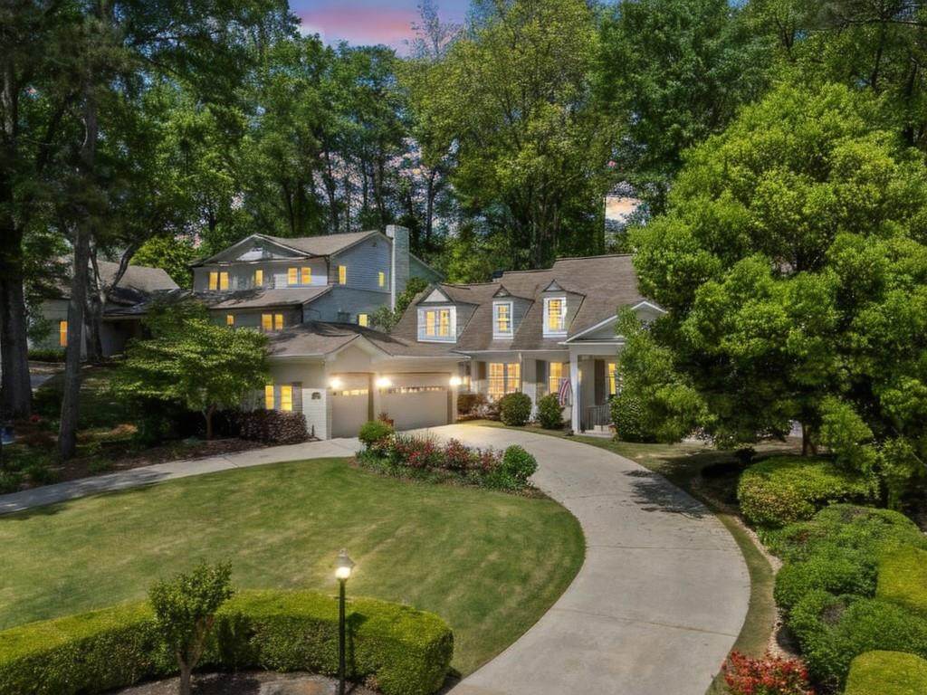 998 Ferncliff Road - Photo 1