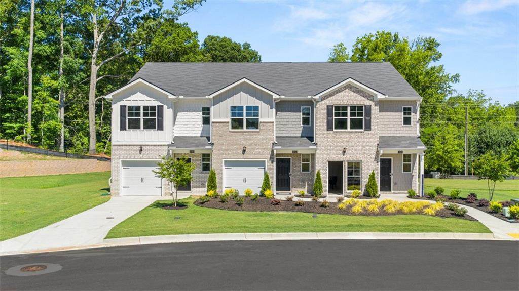 126 Kenmore Circle - Photo 1