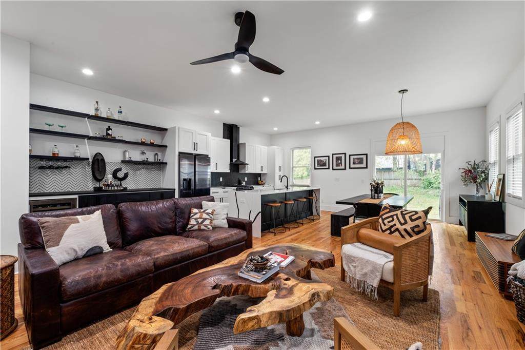 210 Locust Street - Photo 1