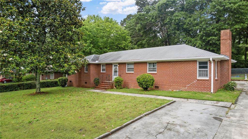 216 Coosawattee Avenue - Photo 1