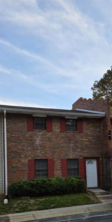 6354 Shannon Parkway - Photo 1