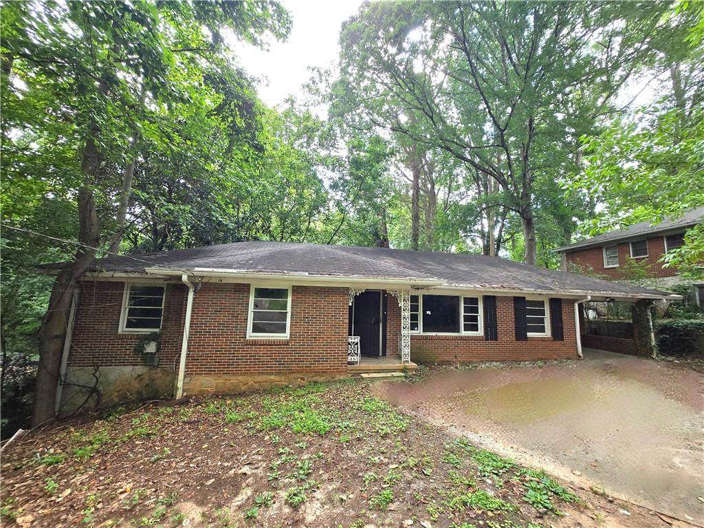 668 Lynn Circle - Photo 1