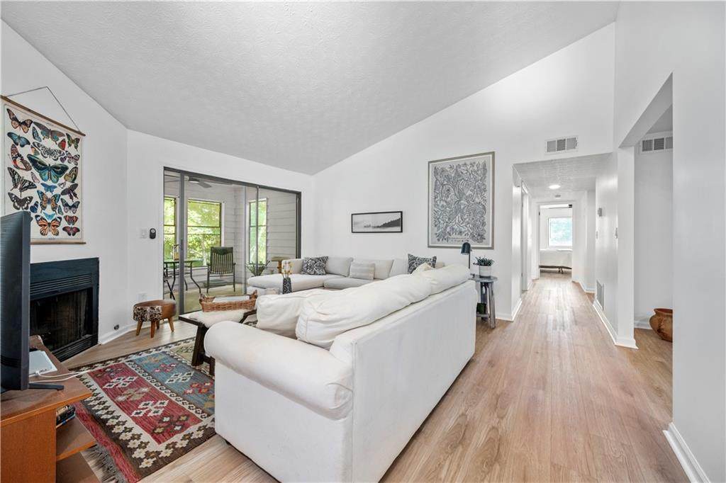 907 Parkaire Crossing - Photo 1