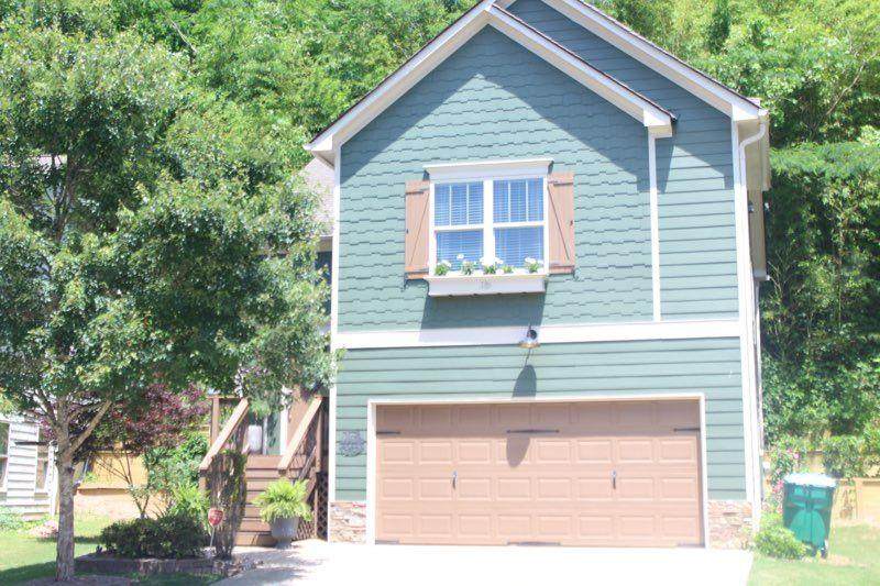 313 India Lane - Photo 1