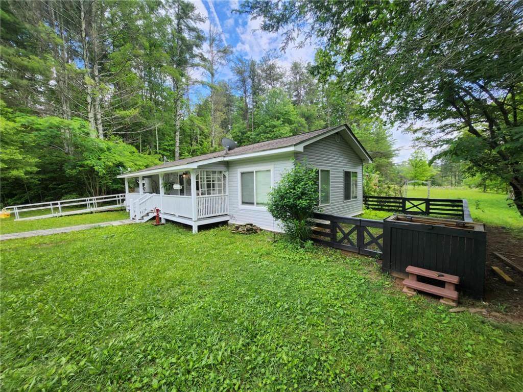 10611 Chatsworth Highway - Photo 1