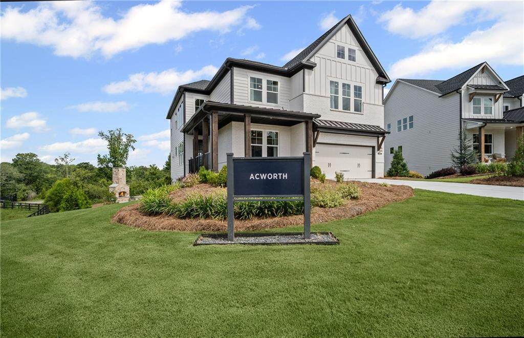 4815 Ramblewood Drive - Photo 1