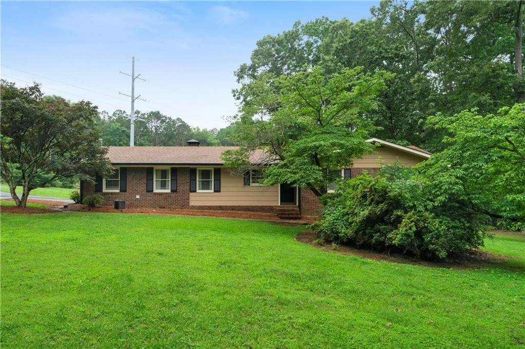 54 Twin Oaks Lane - Photo 1