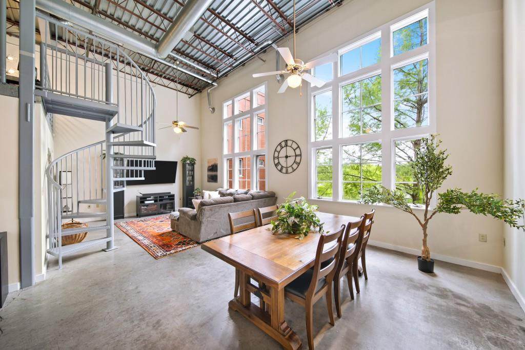 572 Edgewood Avenue - Photo 1