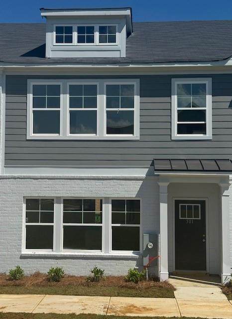 501 Tigers Circle - Photo 1