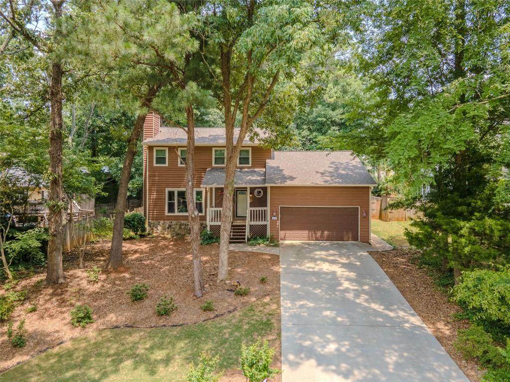 410 Hunters Cove Court - Photo 1