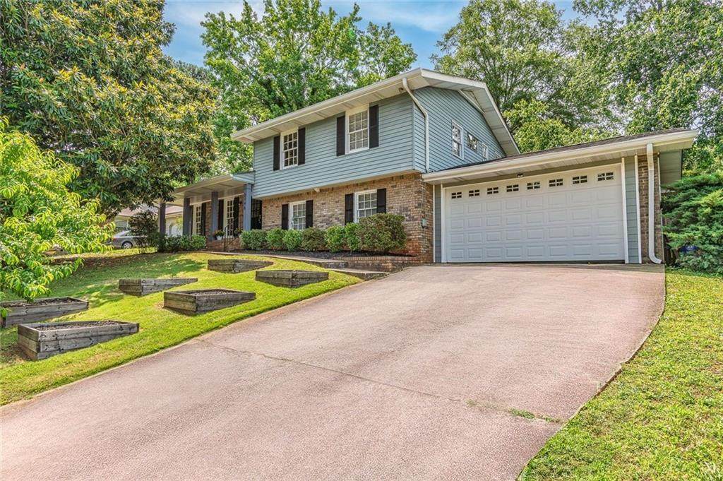 2146 Chevy Chase Lane - Photo 1