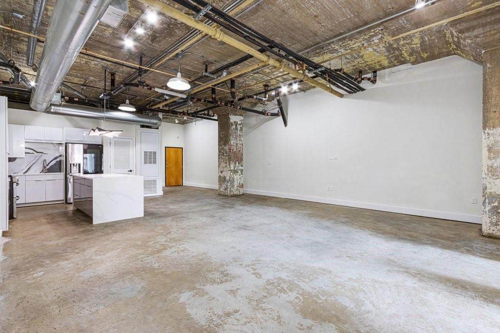 505 Whitehall Street - Photo 1